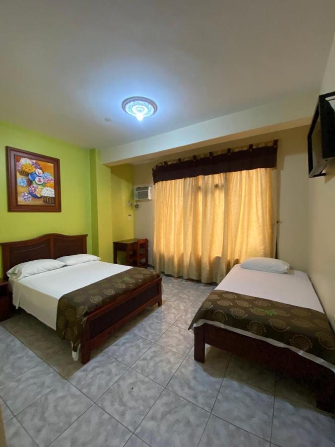 D' Ruiz Hotel Quevedo Esterno foto
